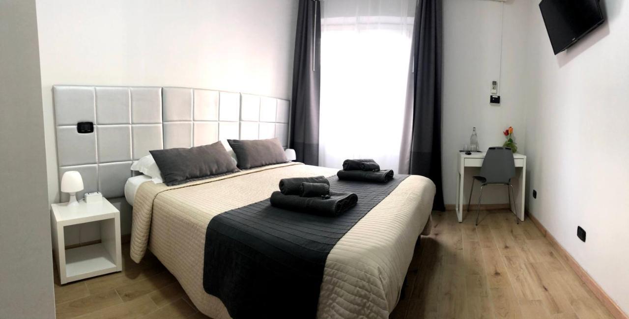 Avec Moi Roma Bed and Breakfast Εξωτερικό φωτογραφία