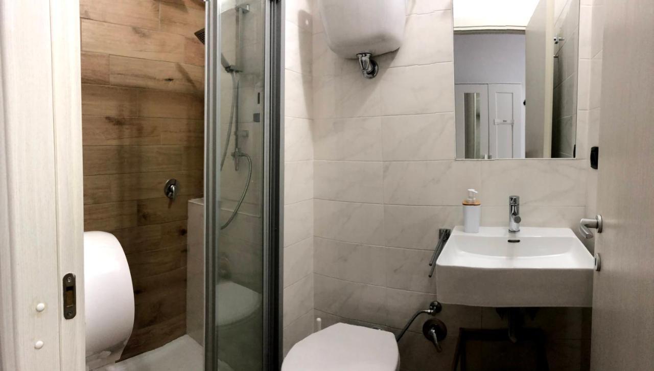 Avec Moi Roma Bed and Breakfast Εξωτερικό φωτογραφία