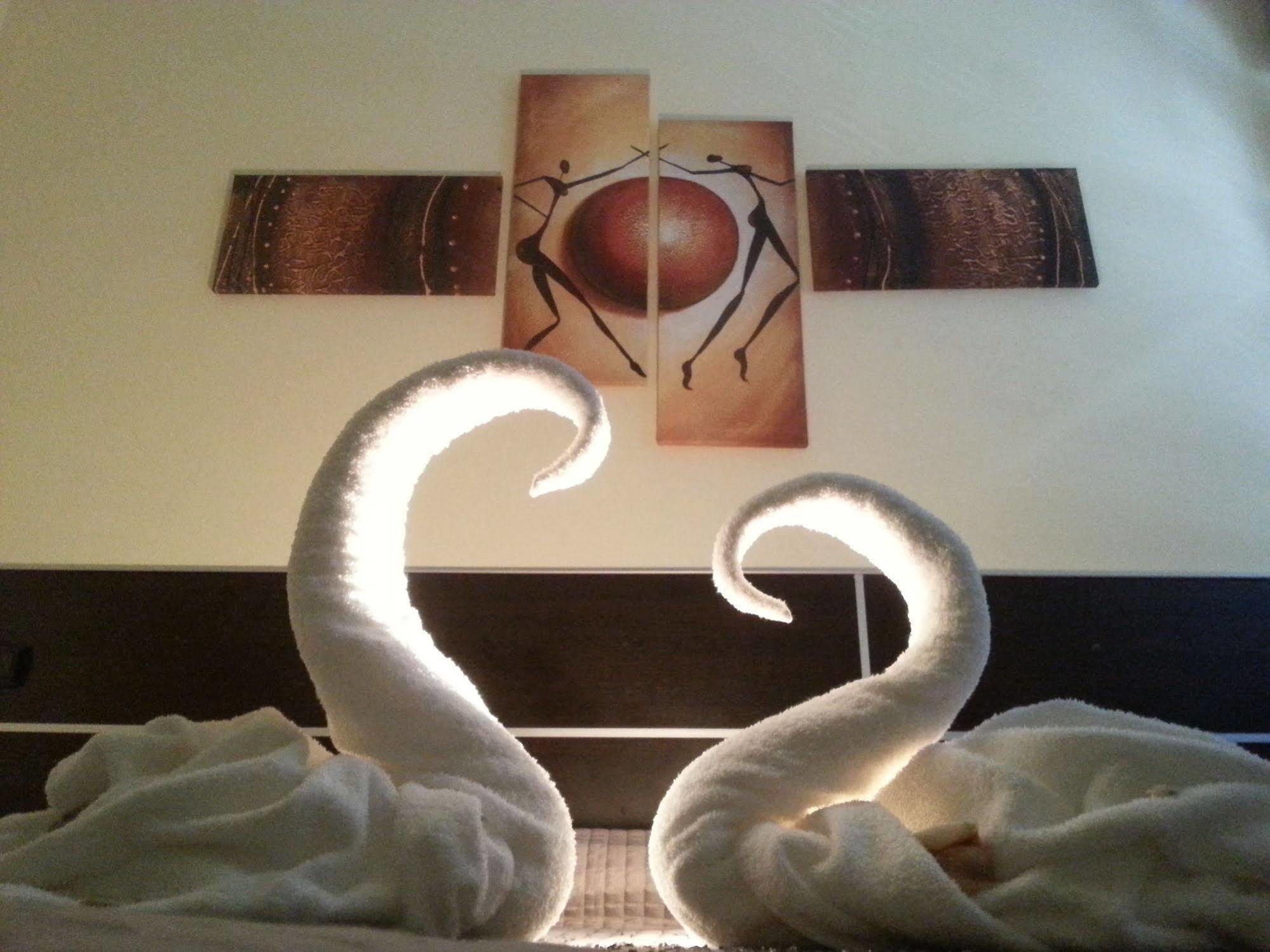 Avec Moi Roma Bed and Breakfast Εξωτερικό φωτογραφία